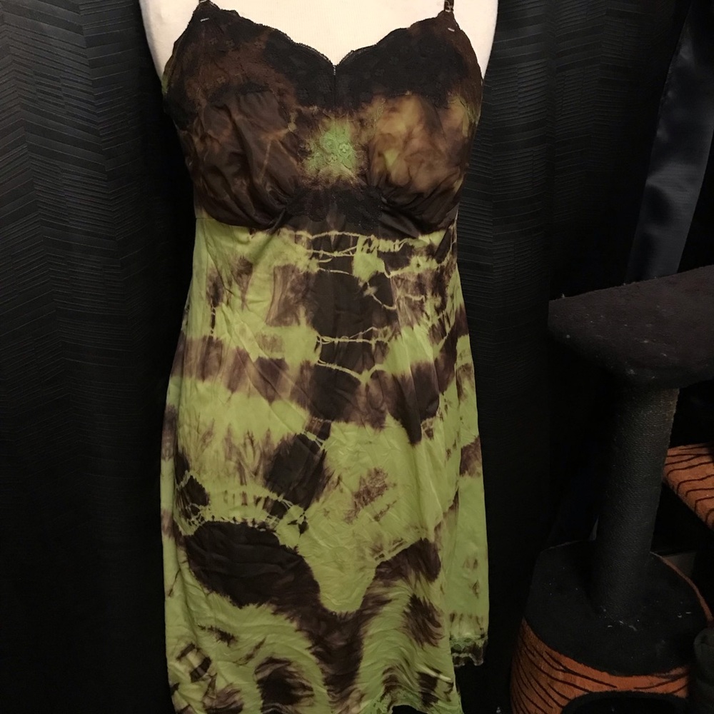 Vintage tie dyed slip